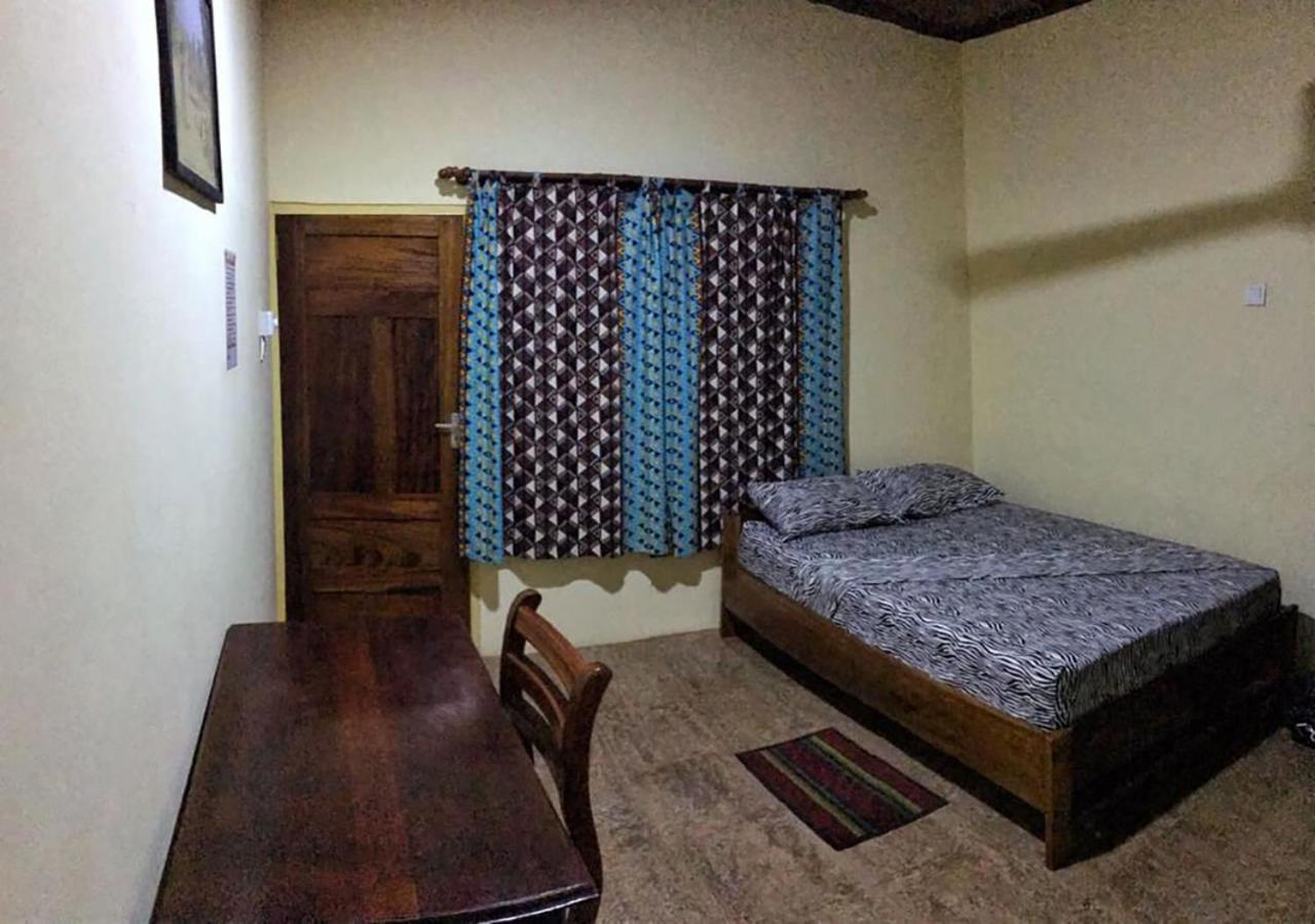 Twitter Paradise Ampeni Экстерьер фото