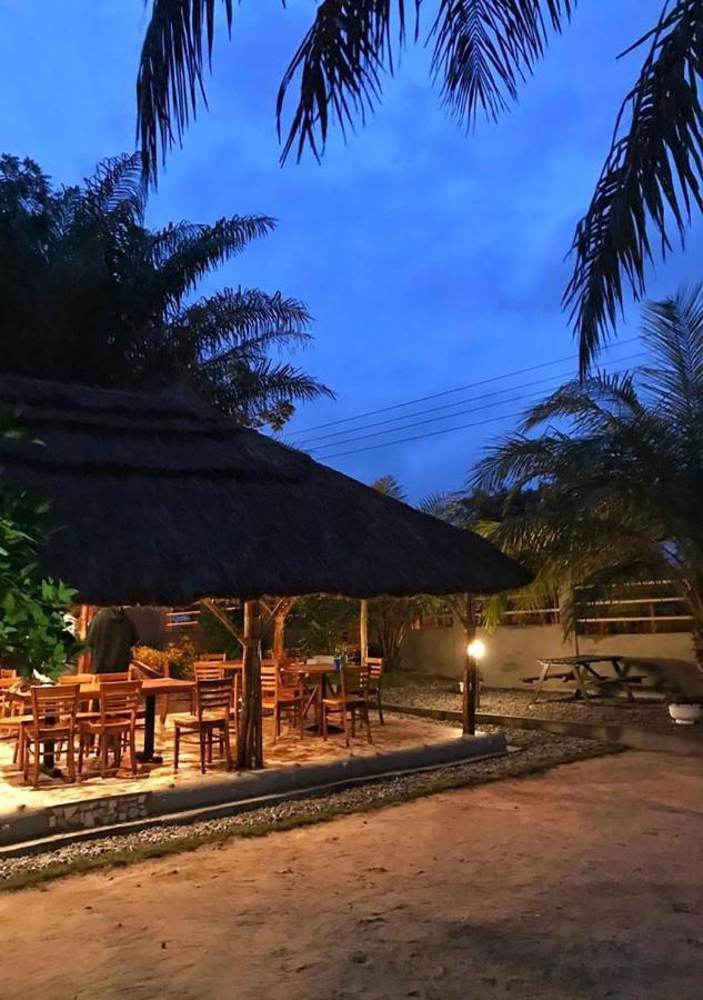 Twitter Paradise Ampeni Экстерьер фото